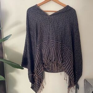 Chic Patterned Poncho with Fringe